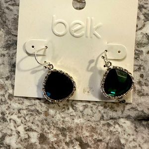 Emerald green earrings